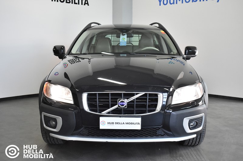 VOLVO XC70 D5 AWD Momentum